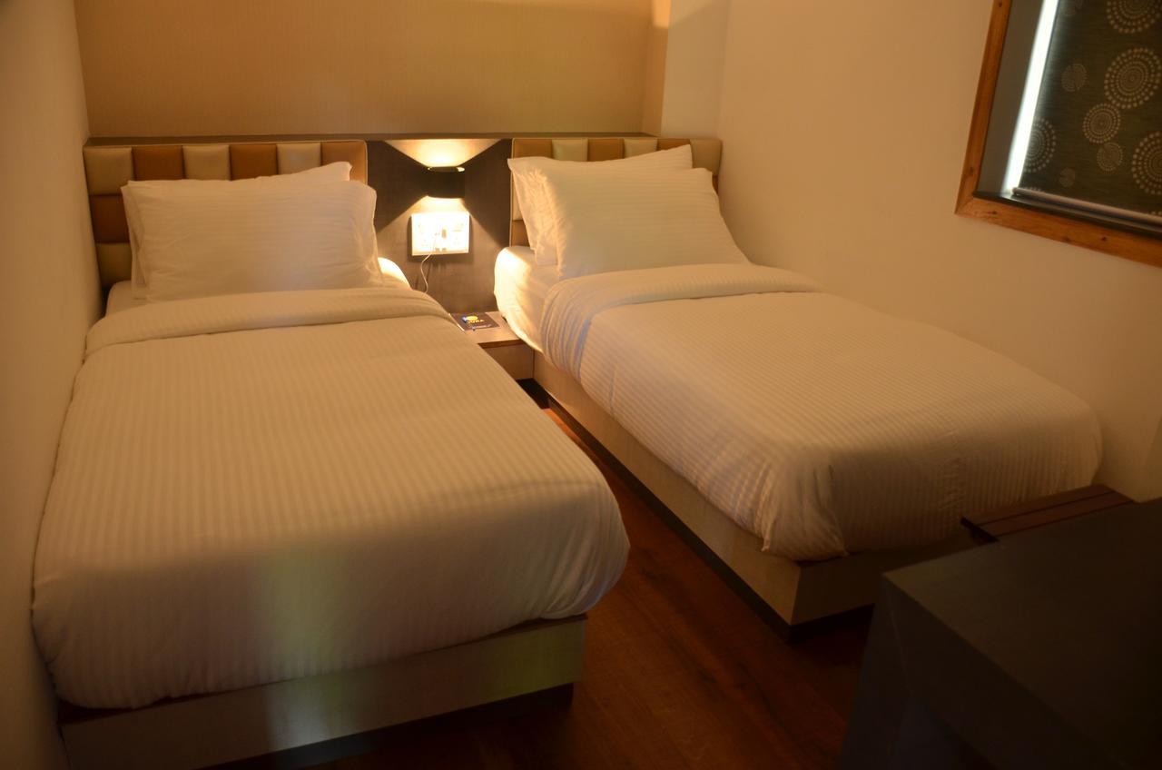 Hotel Aura Shillong Exterior foto